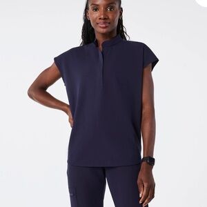 NWOT Figs Rafaela Scrub Top